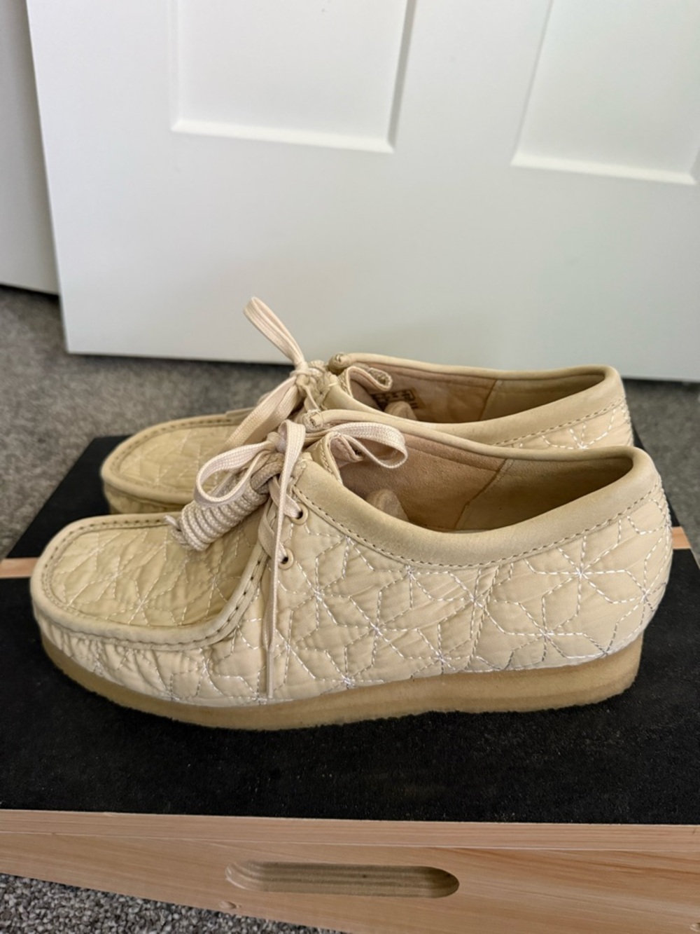 Clarks Men's Quilted Cream Wallabees